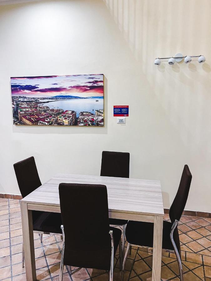 Terno Su Napoli Apartments ภายนอก รูปภาพ